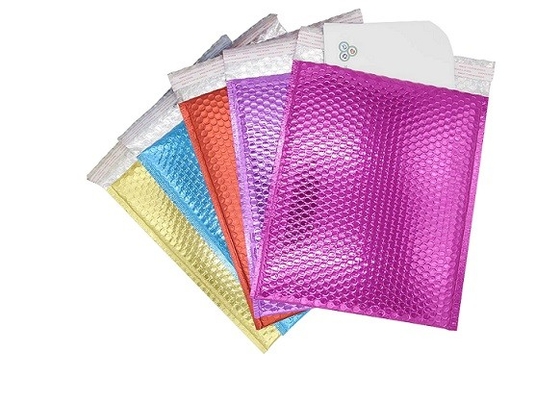 Le LDPE métallique de Pantone d'annonces de bulle du charme A4 a coloré des annonces d'enveloppe de bulle
